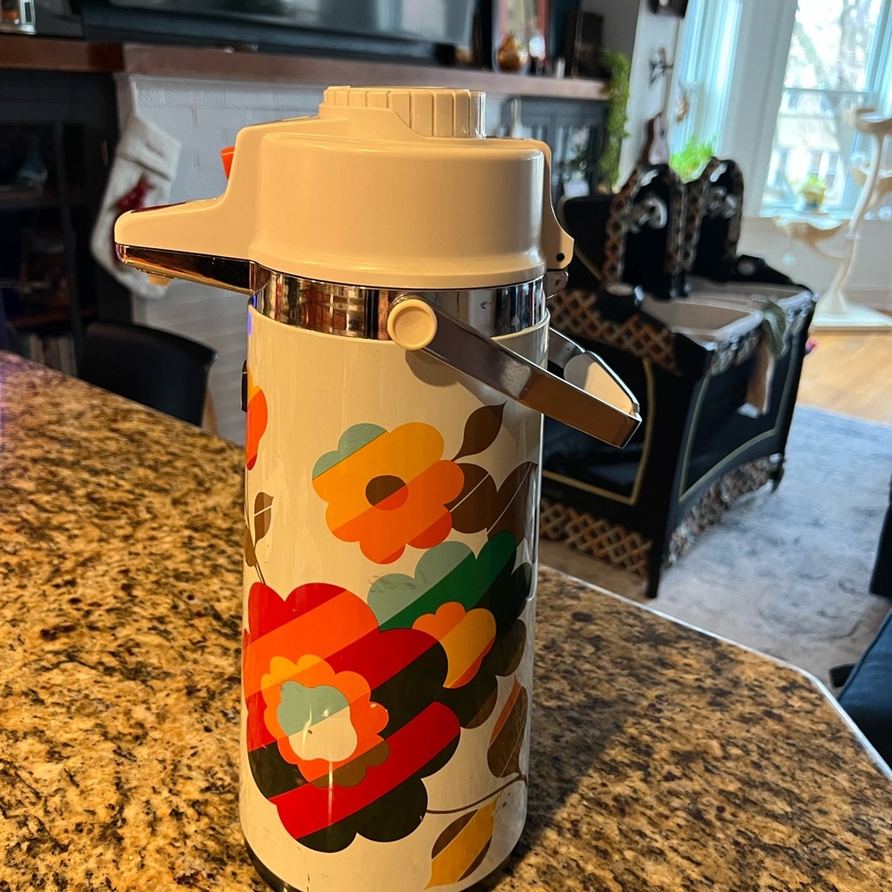 Vintage Floral Insulated Beverage Dispenser